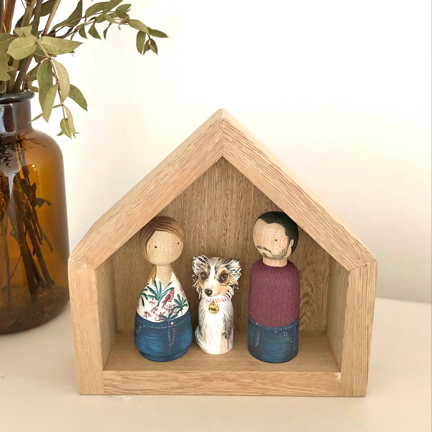 Customized doll family, personalized family wooden dolls and pets