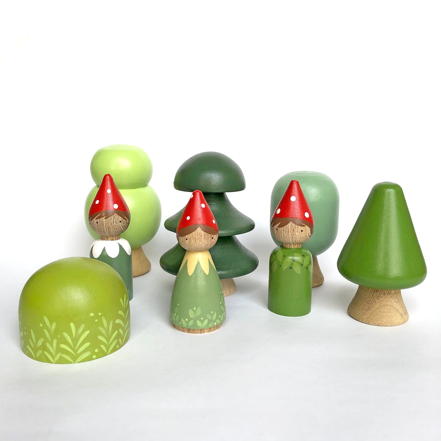 Garden gnomes peg doll set, Enchanted Forest toy for toddlers