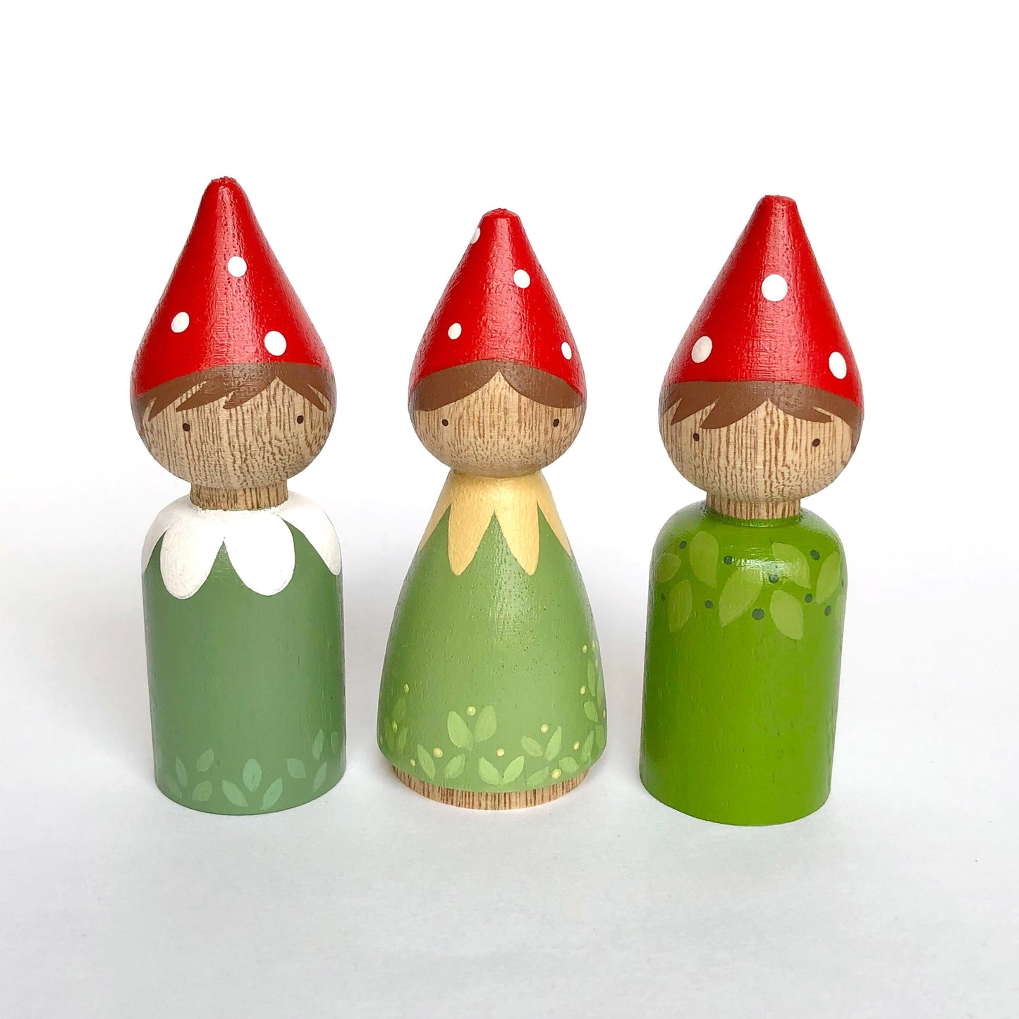 Garden gnomes peg doll set, Enchanted Forest toy for toddlers