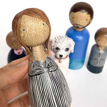 Family of 3 – Custom Wooden Dolls -  3D details