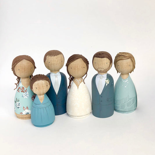 Family of 6 – Custom Wooden Dolls -  3D details