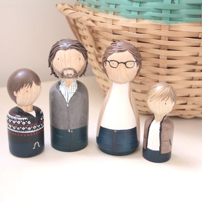 Family of 3 – Custom Wooden Dolls -  3D details