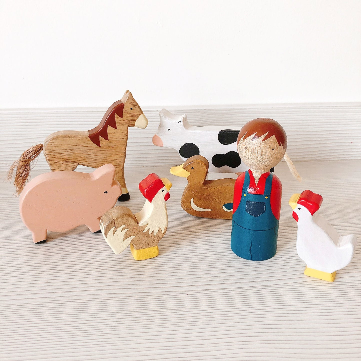 Wooden farm animals play Set
