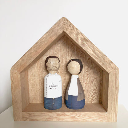 Customized doll family, personalized family wooden dolls and pets