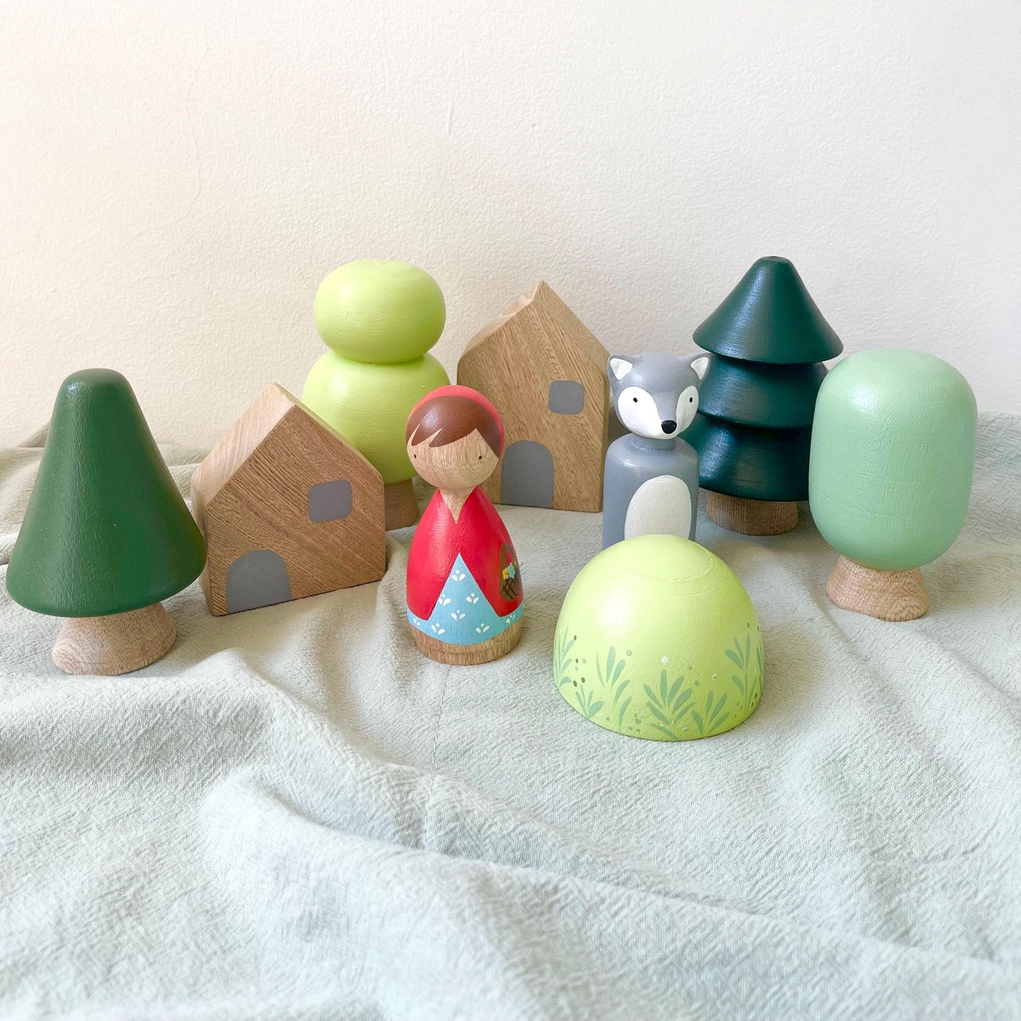 Eco-Friendly Red Riding Hood Wooden Toy Set for Toddlers