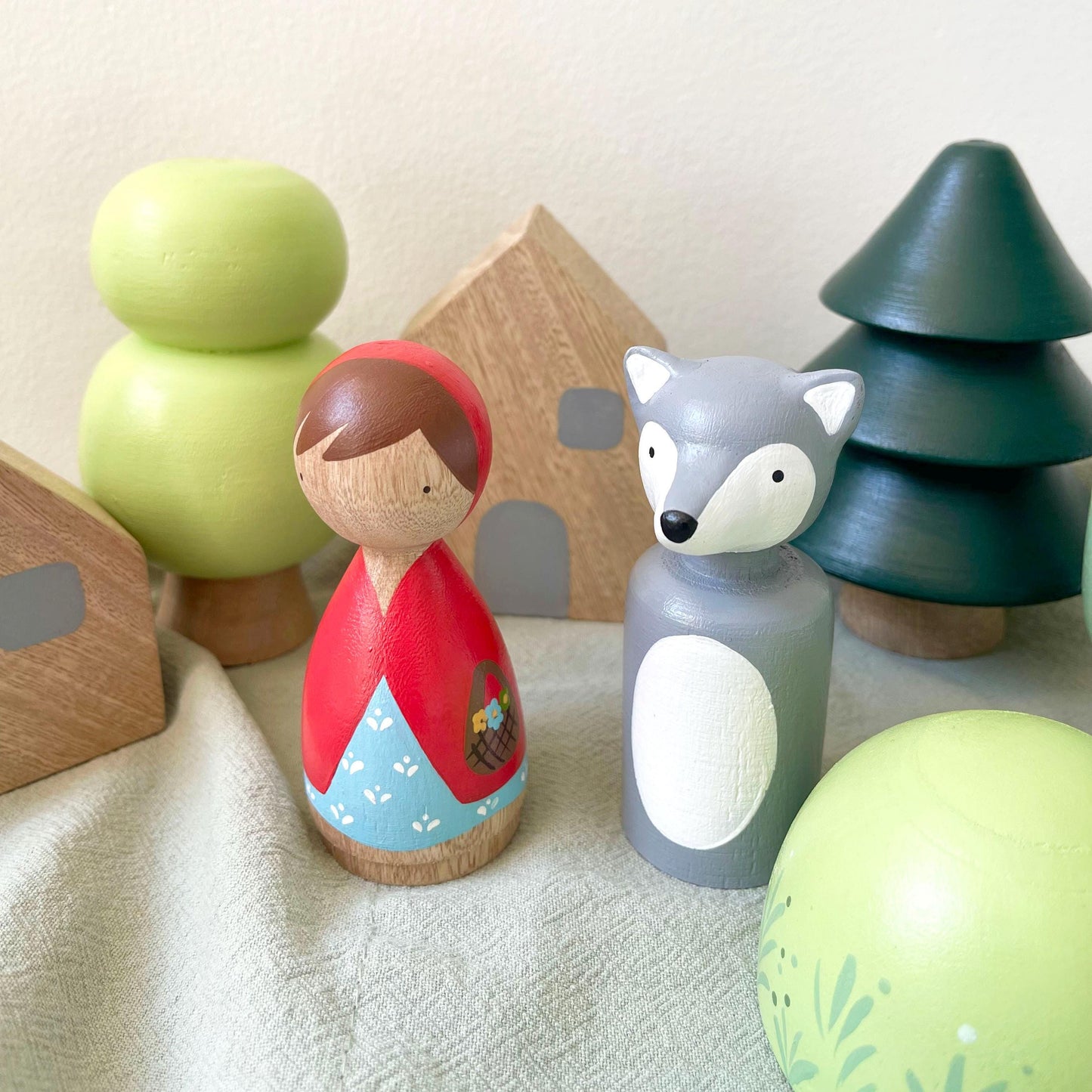 Eco-Friendly Red Riding Hood Wooden Toy Set for Toddlers