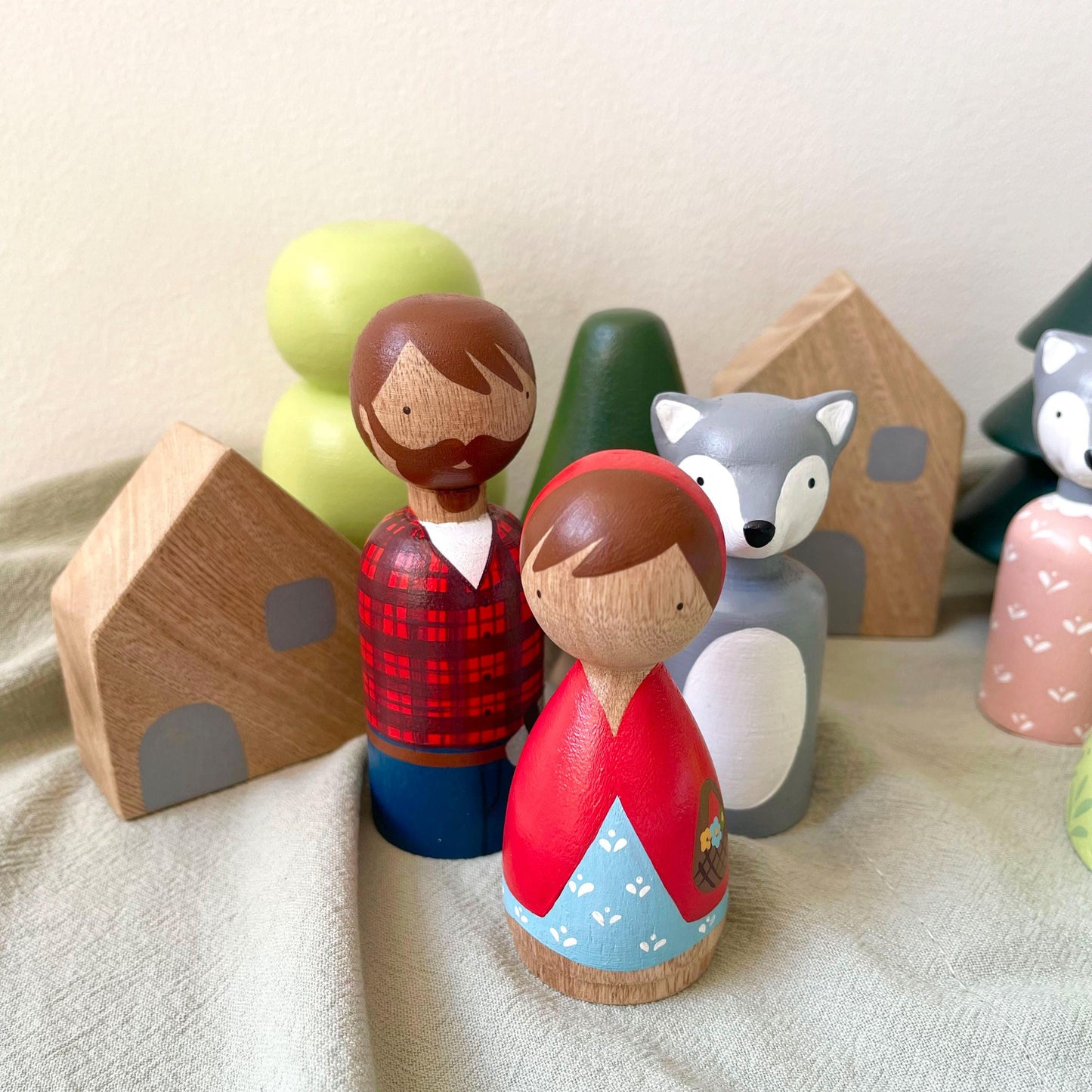 Eco-Friendly Red Riding Hood Wooden Toy Set for Toddlers