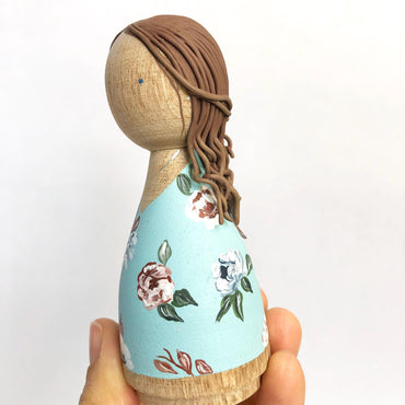 Family of 2 – Custom Wooden Dolls -  3D details