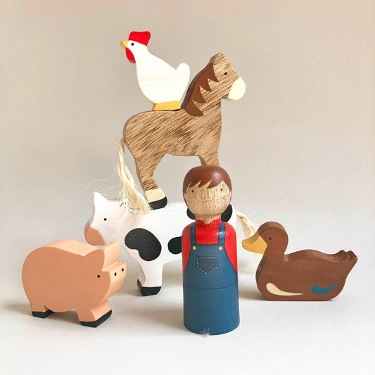 Wooden farm animals play Set